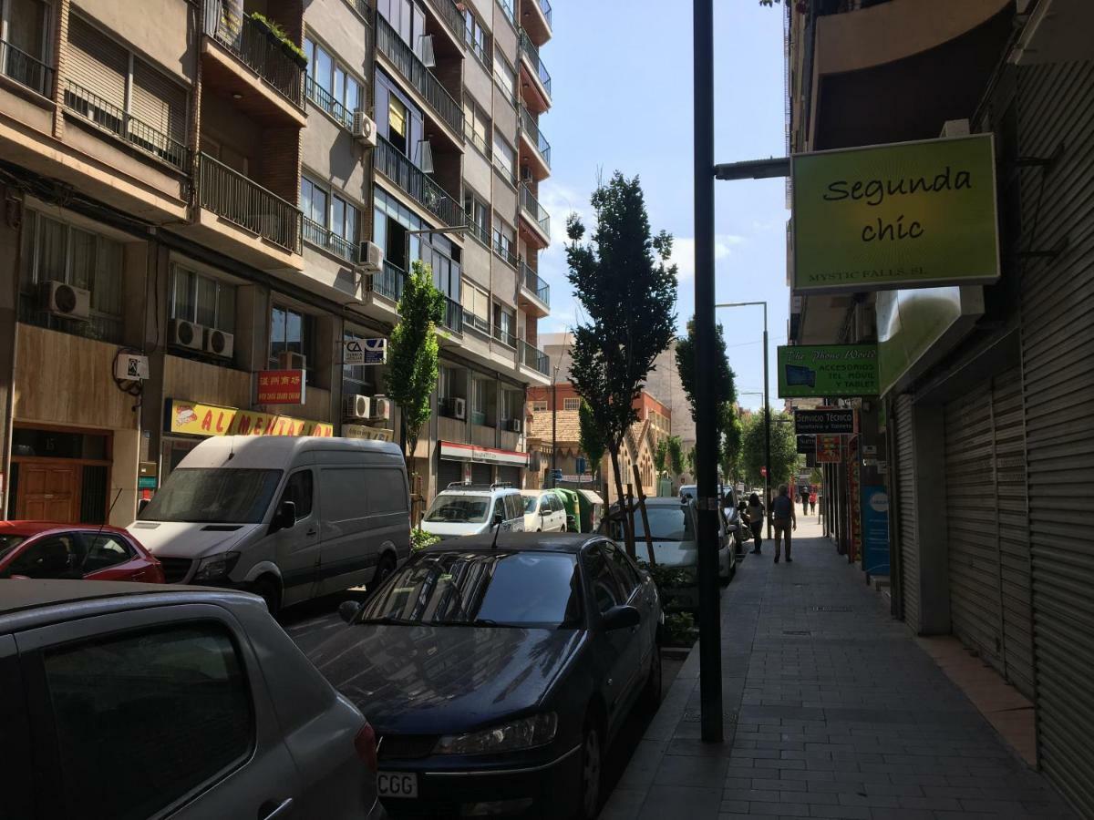 4 Bedrooms -Seneca Center Apartment Alicante Buitenkant foto